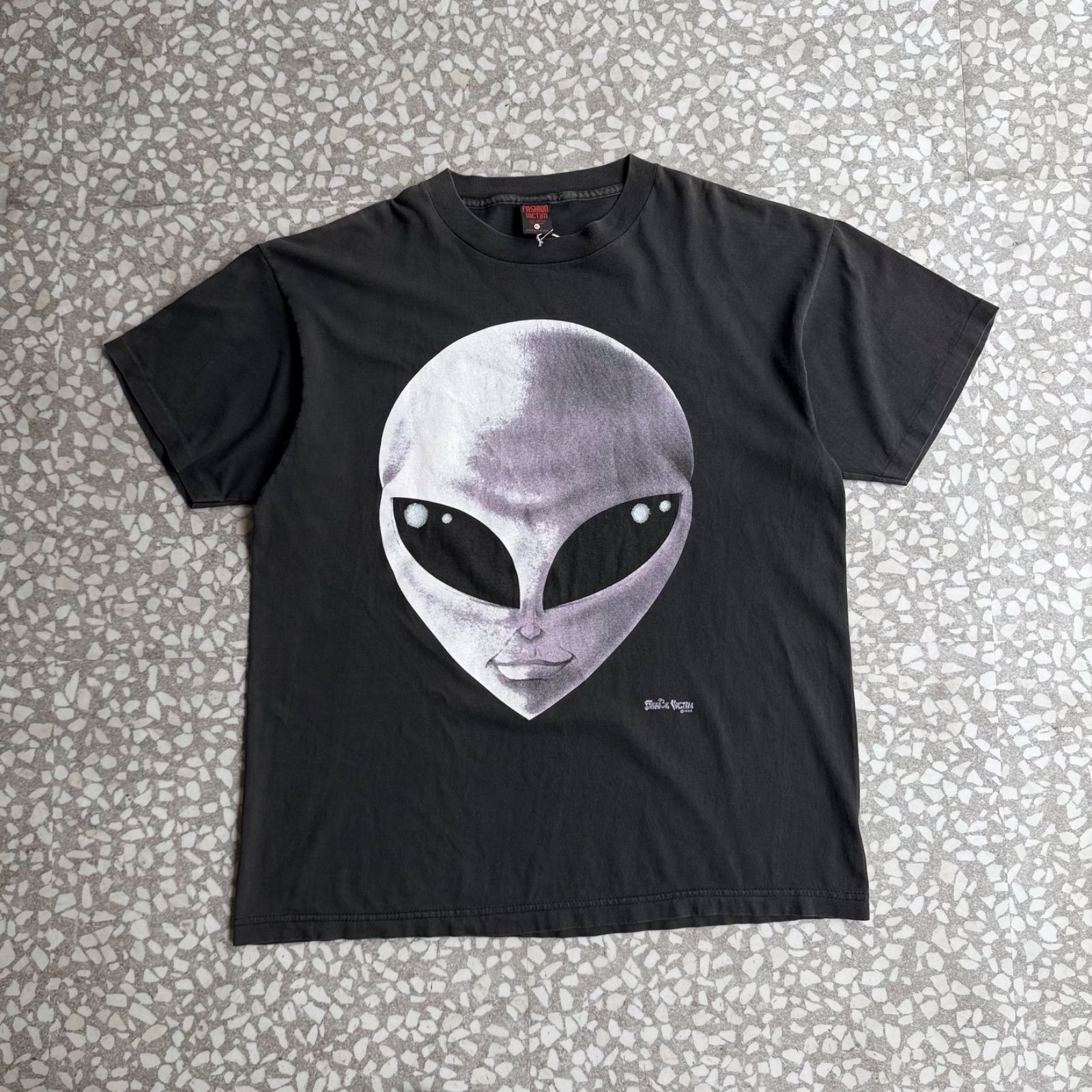 FASHION VICTIM / 90’s usa製 ALIAN T-shirt size XL タルテックス　アメリカ製　エイリアンTシャツ　フォト　顔 UFO 　ツラ抜群 sk8