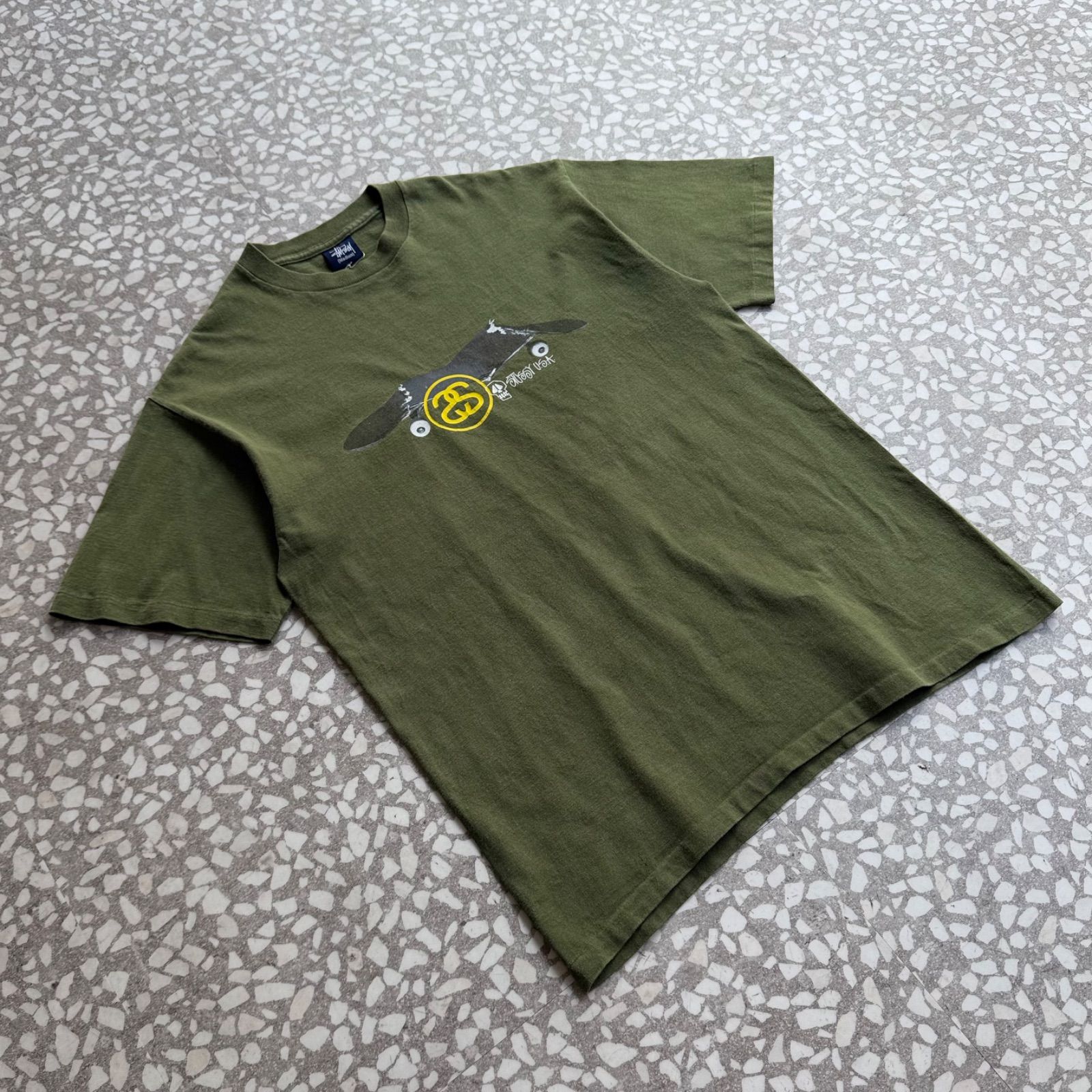 STUSSY / 00’s SK8 design T-shirt size M ステューシー オールドステューシー Y2K デザインTシャツ 半袖 スカル スケートボード ストリート ユニセックス 堀米 野村周平 STUSSY / 00’s SK8 design T-shirt size M ステューシー オールドステューシー Y2K デザインTシャツ 半袖 スカル スケートボード ストリート ユニセックス 堀米 野村周平