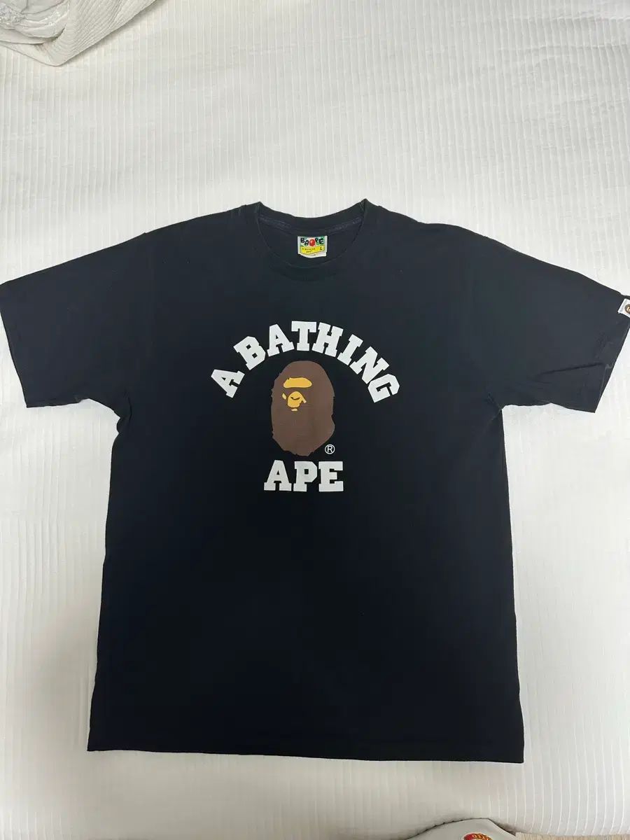 アベイシングエイプ カレッジ Tシャツ ブラックL
