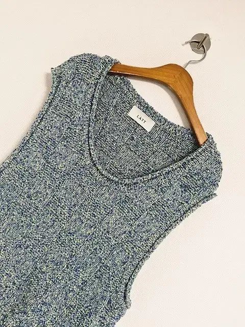 23年 LATT by T ニットベスト