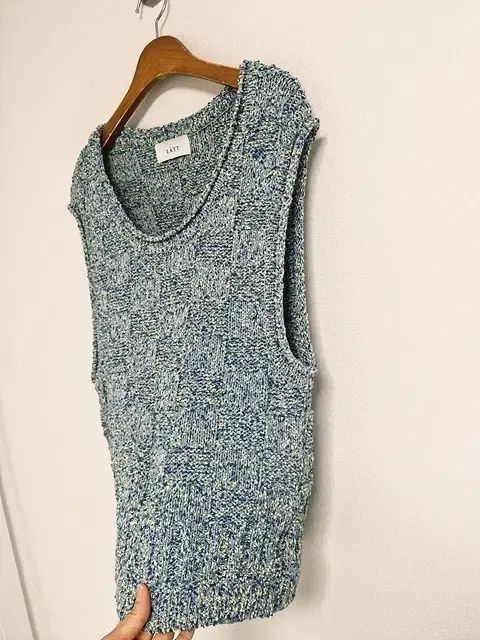 23年 LATT by T ニットベスト