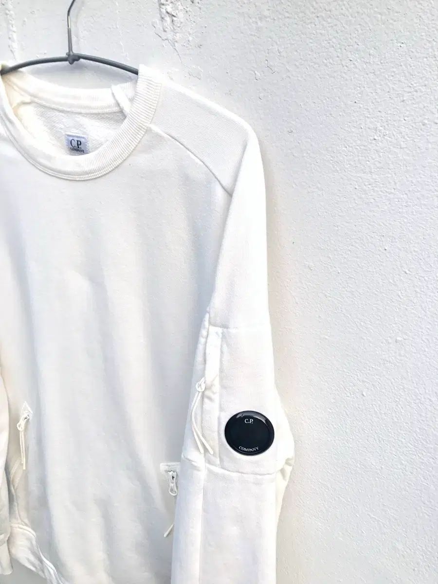 C.P. Company レンズ ワッペン スウェット シャツ C.P. Company レンズ ワッペン スウェット シャツ