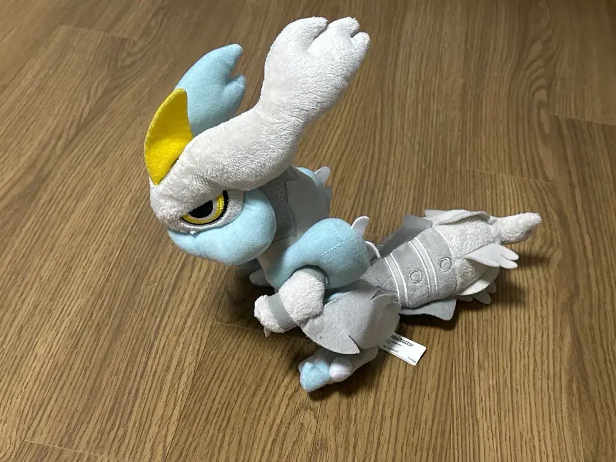 超レア ポケモンセンター ホワイトキュー(Q・チャンミン) ぬいぐるみ ぬい