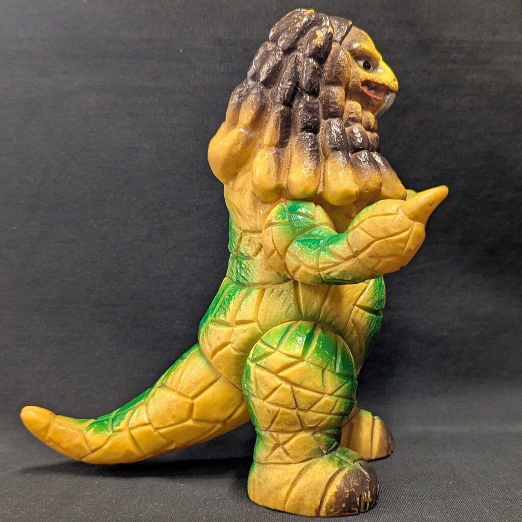 ブルマァクの怪獣シリーズ スタンダードソフビ ダンガー 190mm 山吹色