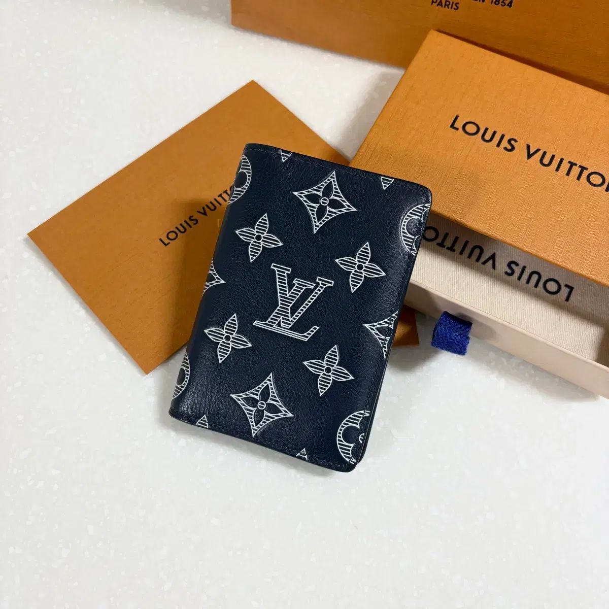 正規品/新モデル Louis Vuitton ルイヴィトン シャドウ モノグラム オーガナイザー 限定モデル