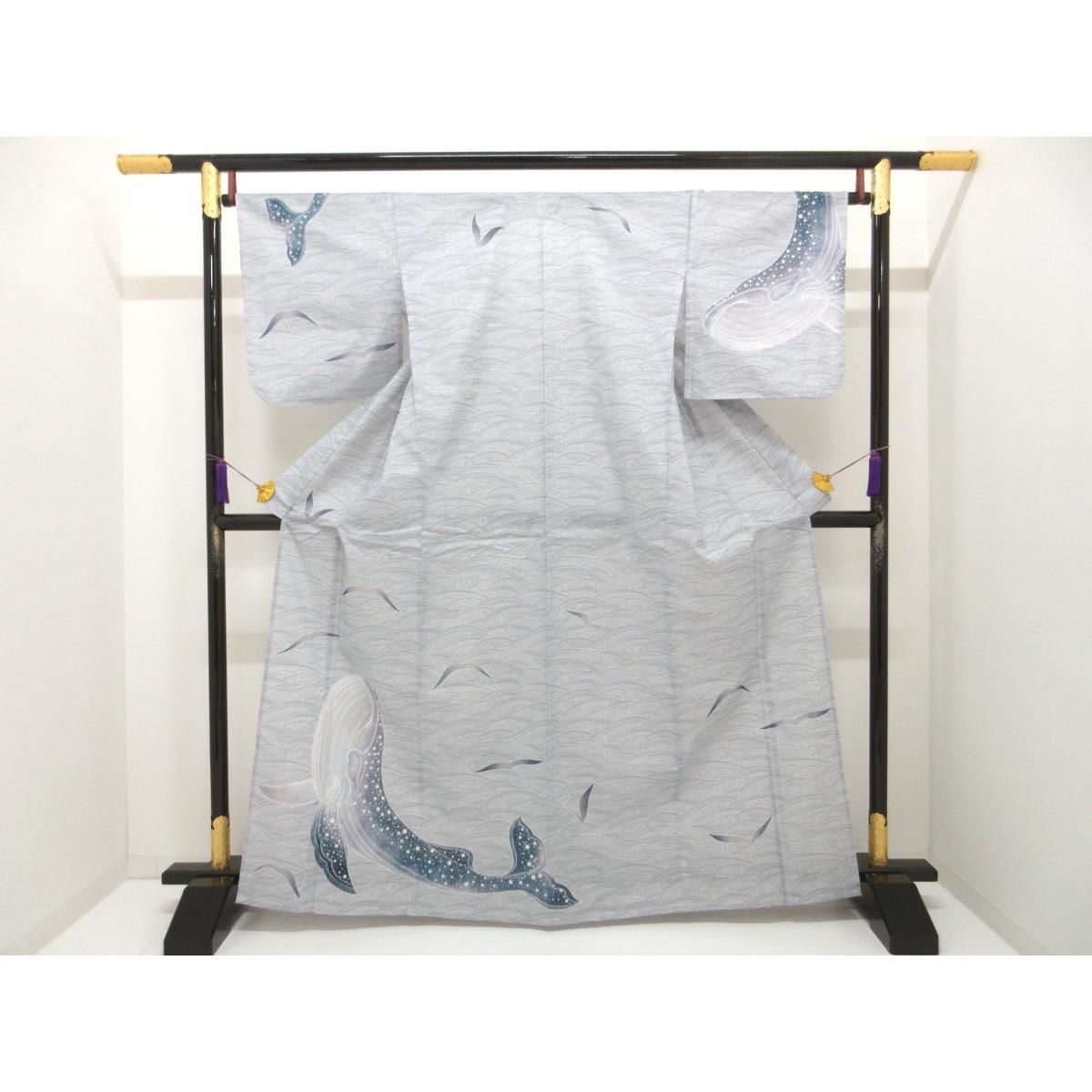 【新品】女ゆかた　くじら　Ｍサイズ