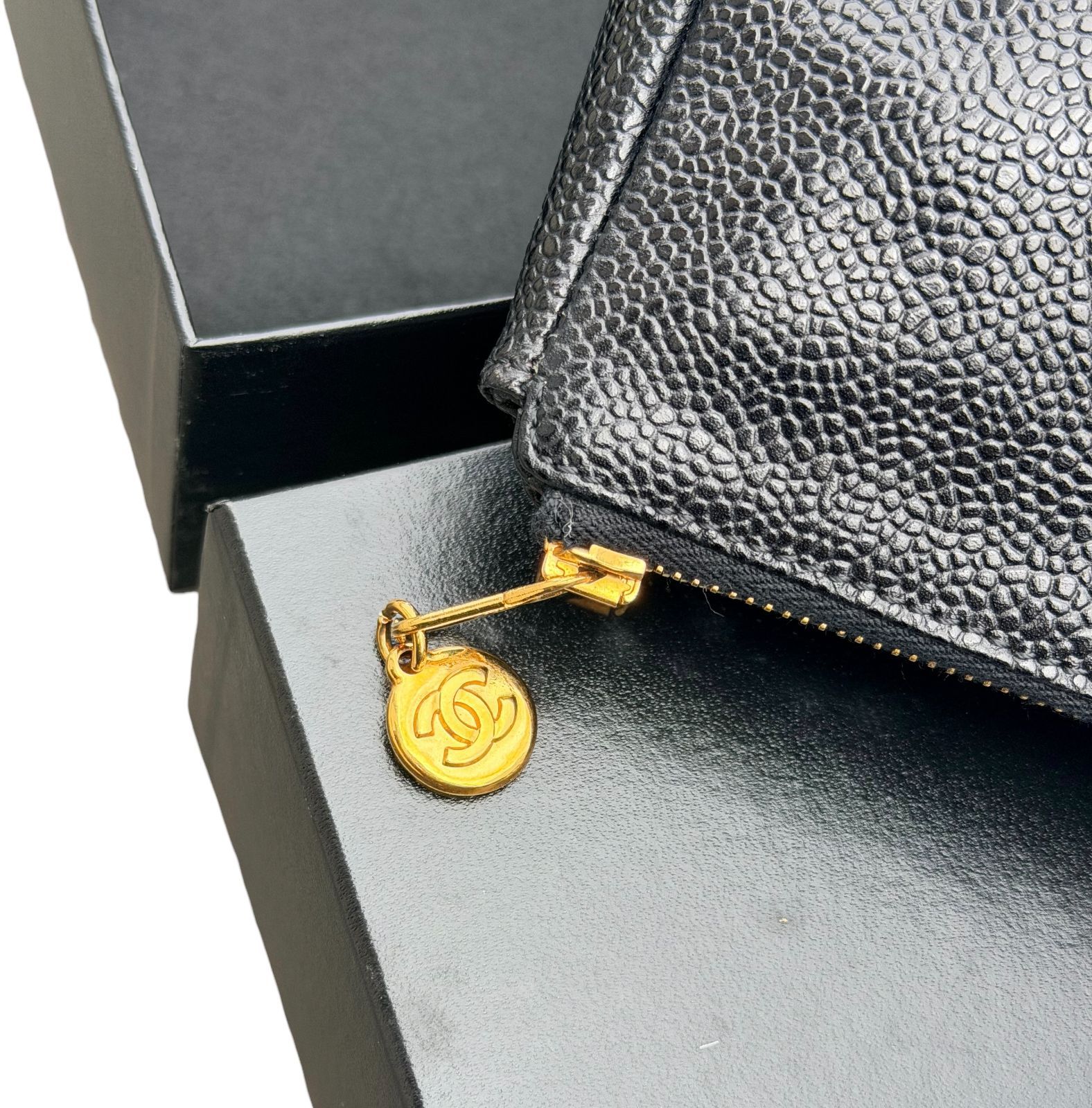 超美品◇本物シャネルCHANELキャビアスキンデカココマークCCゴールド 