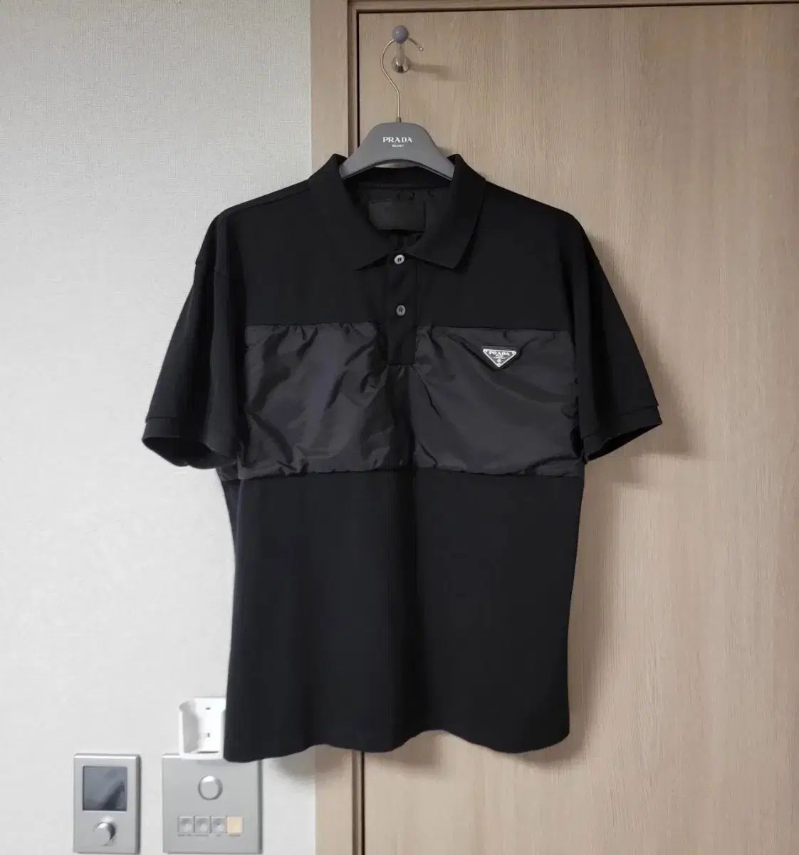 プラダ リナイロン ポケット 半袖 カラーTシャツ