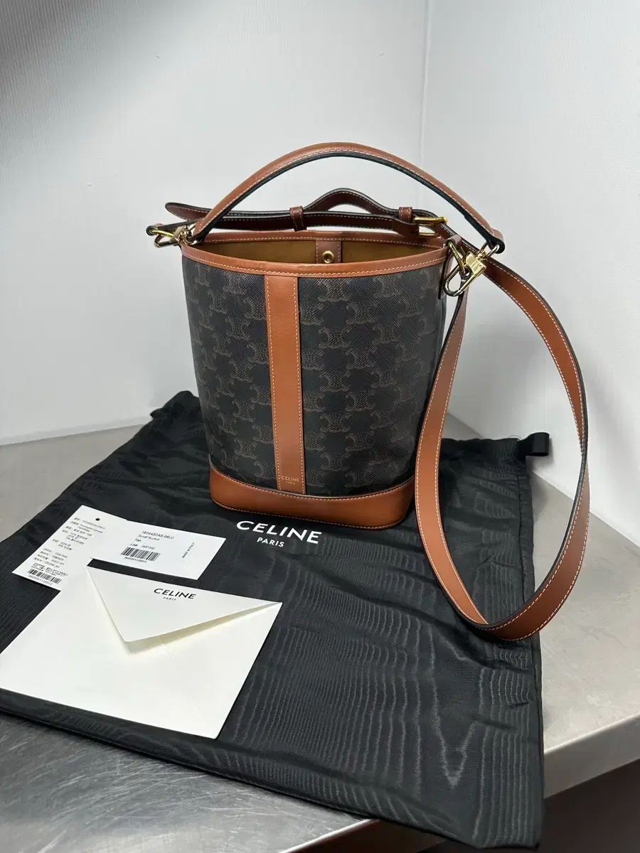 Celine セリーヌ バケットバッグ スモール