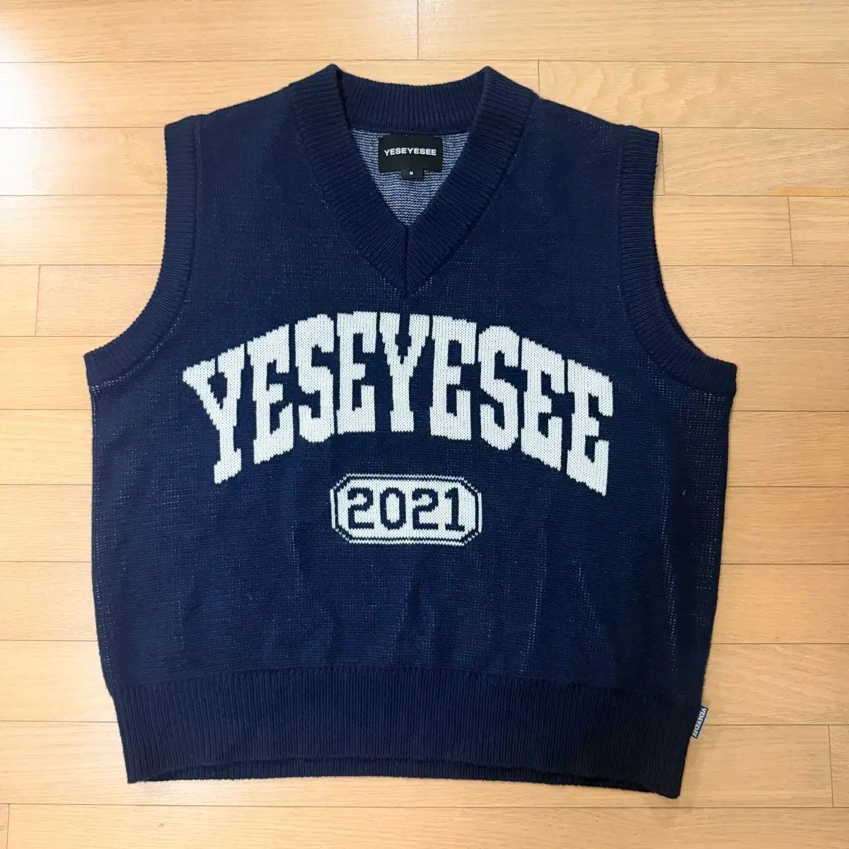 YESEYESEE 2021 ニット ベスト M - メルカリ