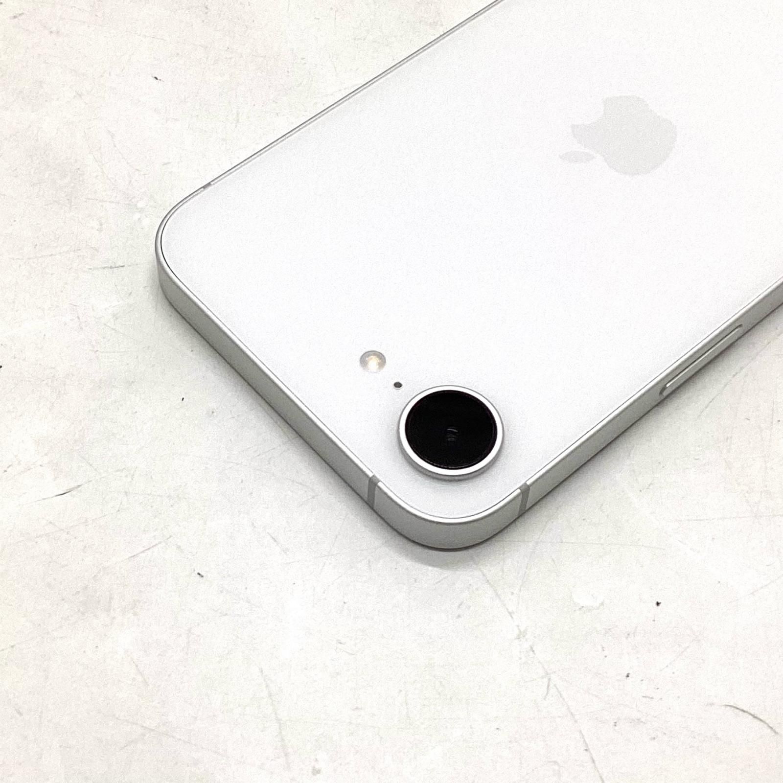美品】iPhone 16e 256GB ホワイト au SIMフリー - メルカリ