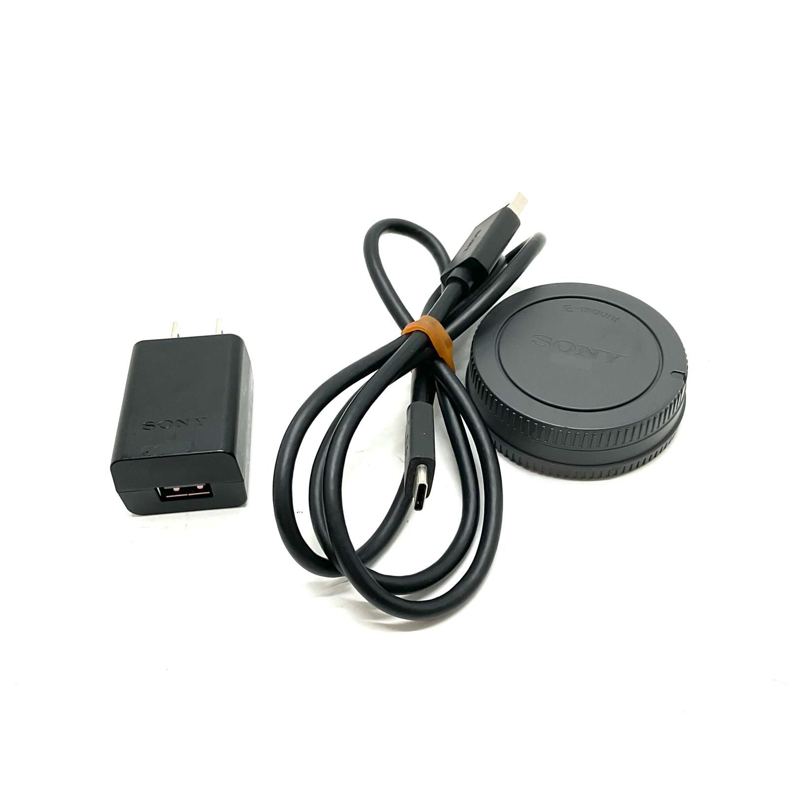【全額返金保証】【最速発送】Sony デジタル一眼 α7C ボディ シルバー 美品 動作確認済 全額返金保証】【最速発送】Sony デジタル一眼 α7C ボディ シルバー 美