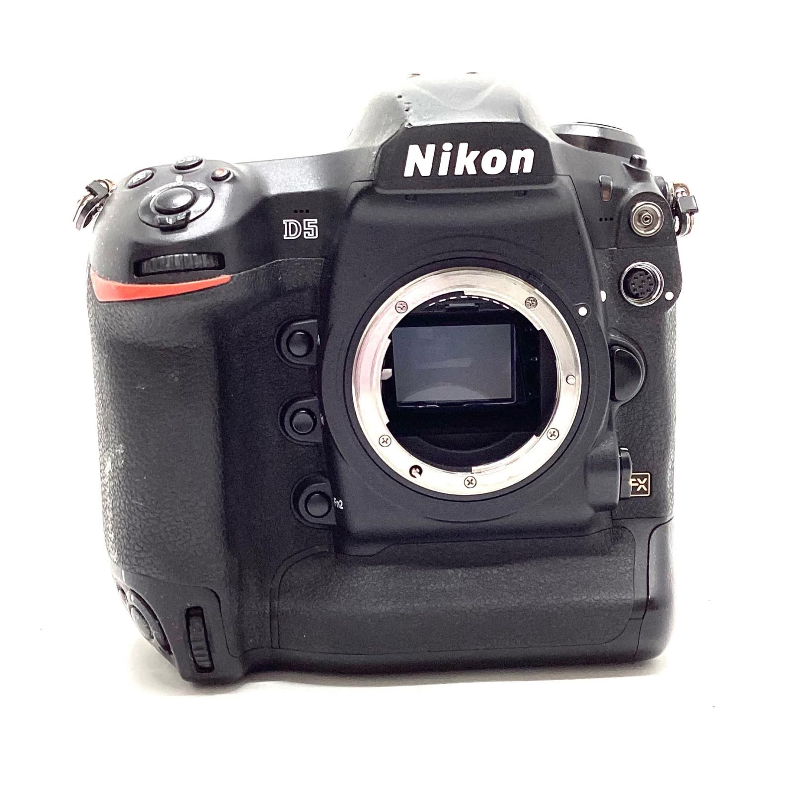 【最速発送】Nikon デジタル一眼 D5 XQD-Type ボディ【難有】