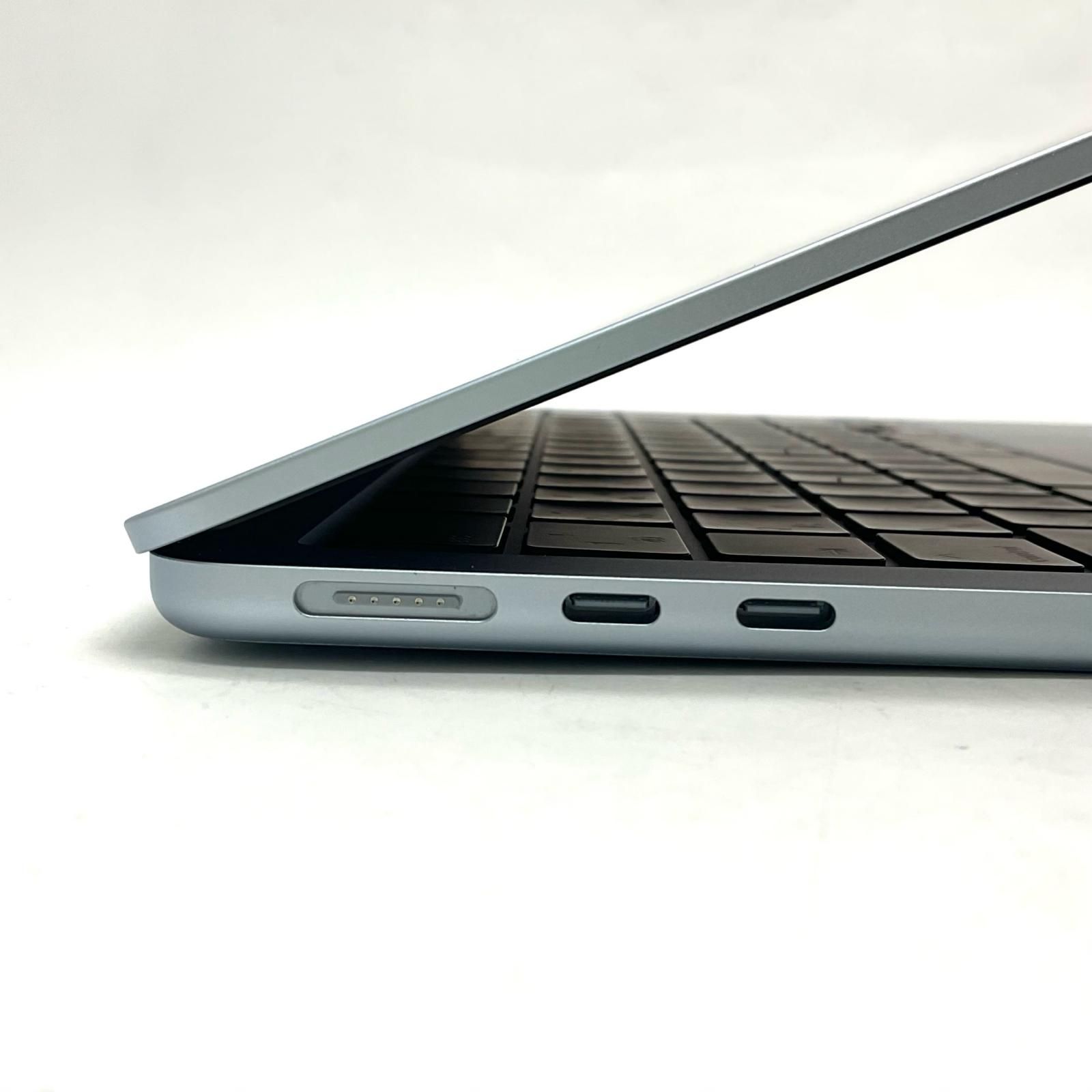 美品 MacBook Air 13.6