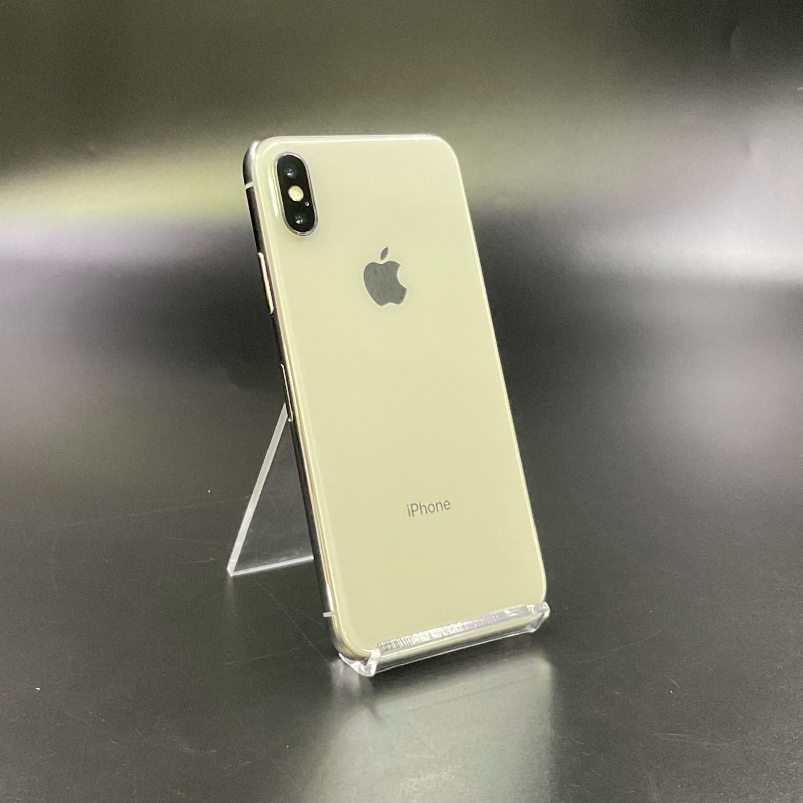 【全額返金保証】【最速発送】 iPhone X 64GB シルバー docomo 白ロム 動作確認済 61%