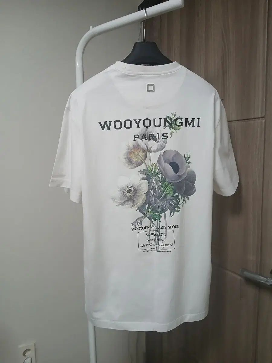 ウーヨンミ フラワー プリンティング 半袖 Tシャツ 白