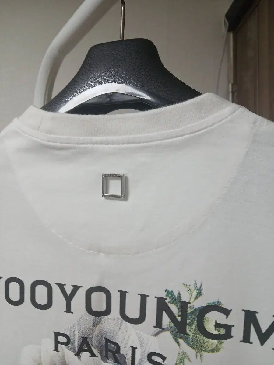 ウーヨンミ フラワー プリンティング 半袖 Tシャツ 白 - メルカリ