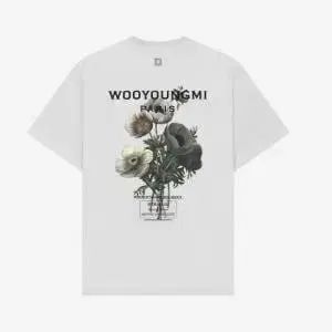 ウーヨンミ フラワー プリンティング 半袖 Tシャツ 白 - メルカリ