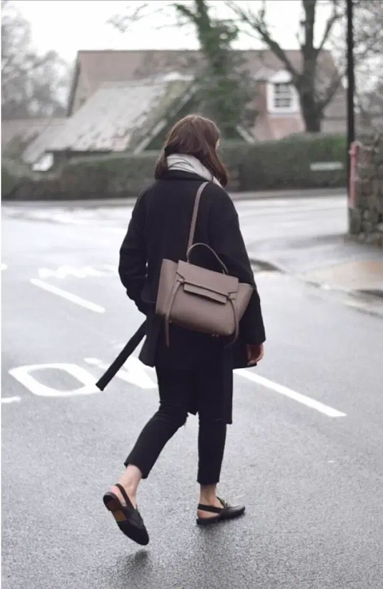 Celine セリーヌ ベルトバッグ トープカラー (限定カラー トープ)