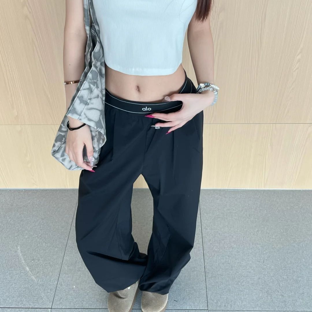 新品 Alo Yoga パンツ ボトム トラウザー アローヨガ ブラック