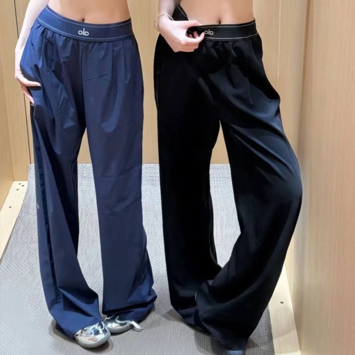 新品 Alo Yoga パンツ ボトム トラウザー アローヨガ ブラック
