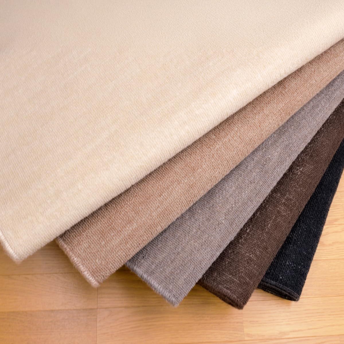 辻川産業 カーペット 日本製 防音 抗菌防臭 ツワブキ 江戸間 6畳 261×352cm ブラウン★m c3be8c39