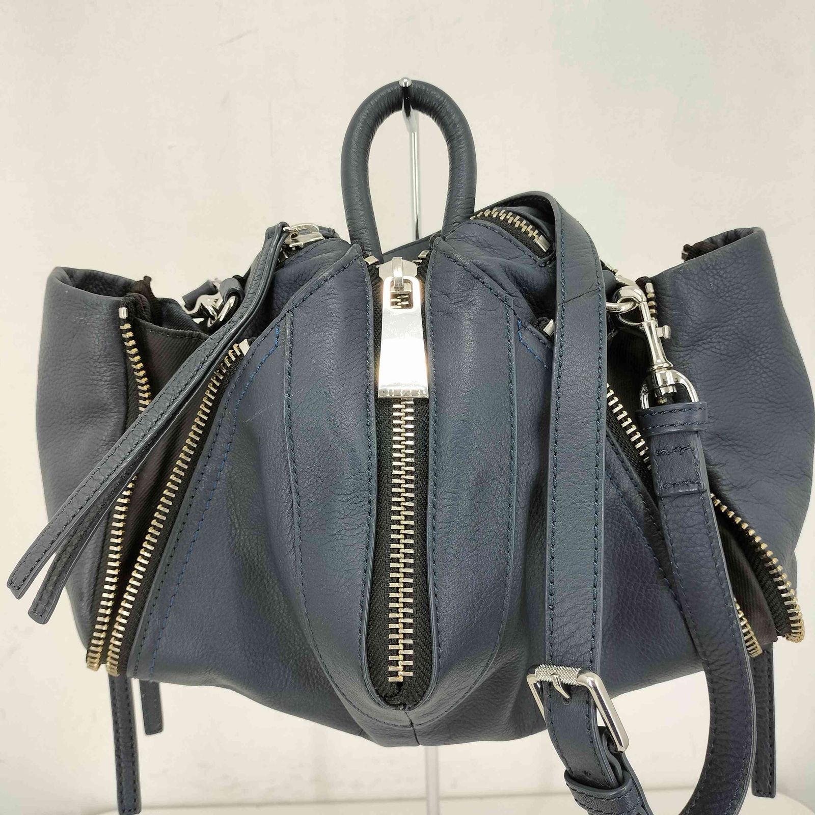 ディーゼル DIESEL LE-ZIPPER 2WAY ショルダーバッグ レディース 表記