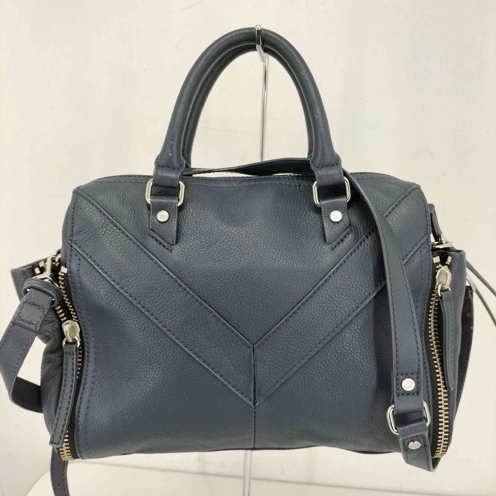 ディーゼル　diesel LE-ZIPPER 2way バッグ 【未使用に近い】 ディーゼル DIESEL LE-ZIPPER 2WAY ショルダーバッグ レディース 表記