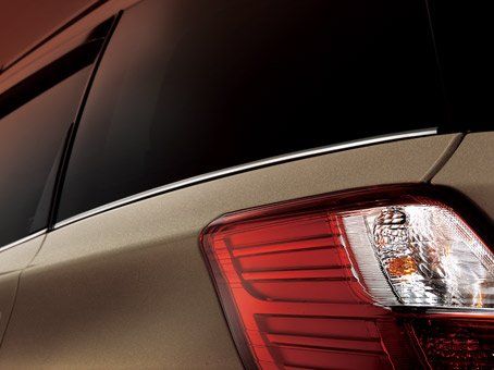 新品 SUBARU(スバル) 純正部品 クロスオーバー7 リヤクォーターガラスモール F0017YC000