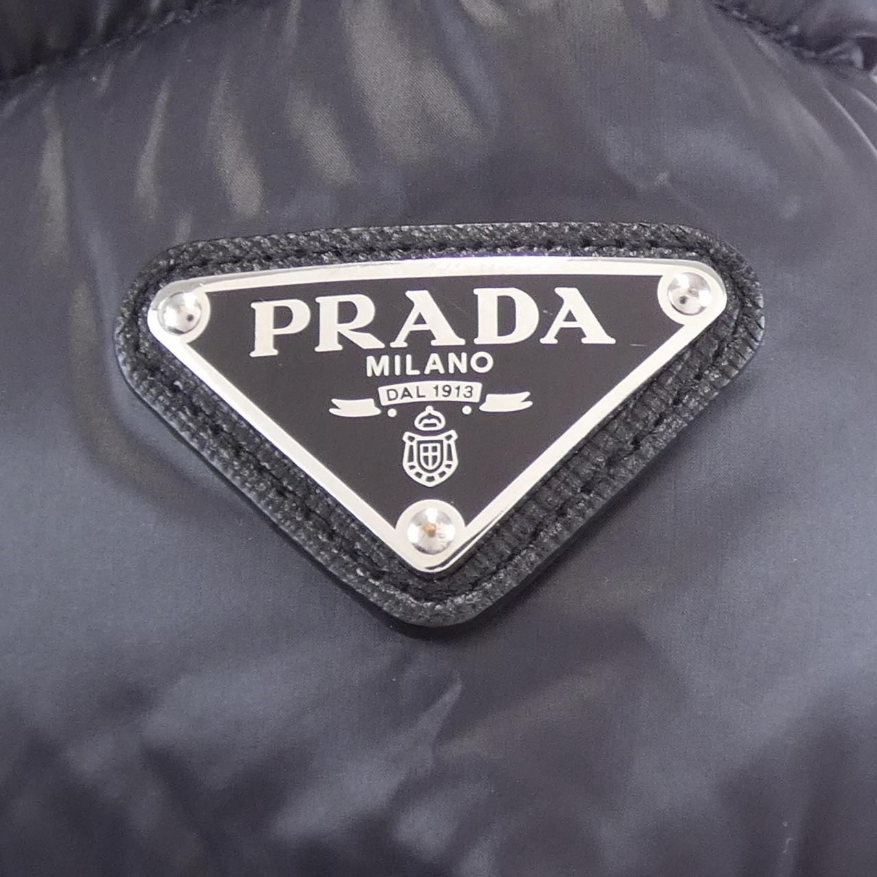 プラダ PRADA SGB608 ダウンジャケット - メルカリ