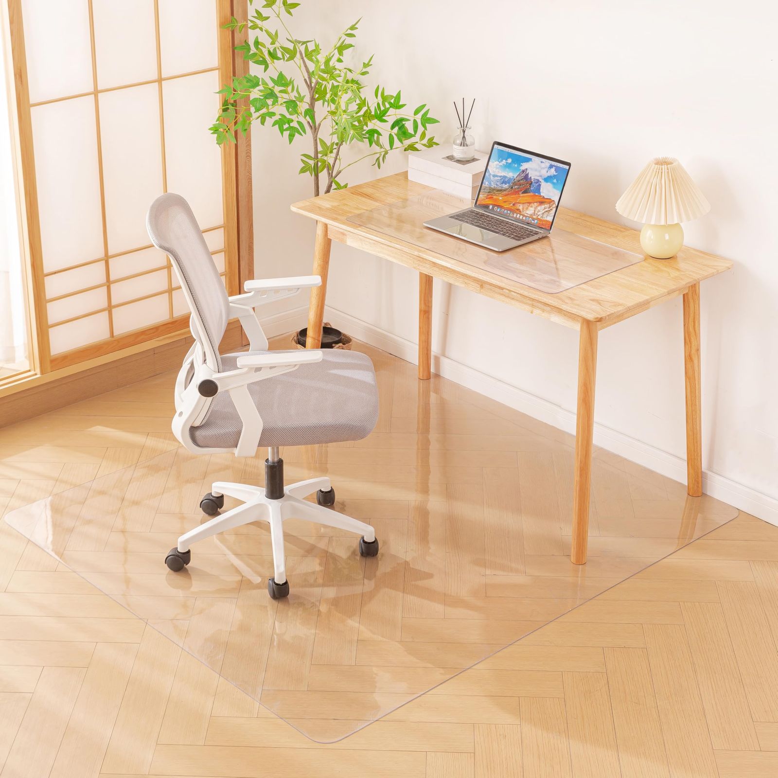 透明 チェアマット PVC カーペットプロテクターマット 120*140cm 厚さ1.5mm クリア 床保護マット 椅子マット 超防水・防汚 キズ防止 床傷防止 防音 チェアーマット 床暖房対応 滑り止めｍａ