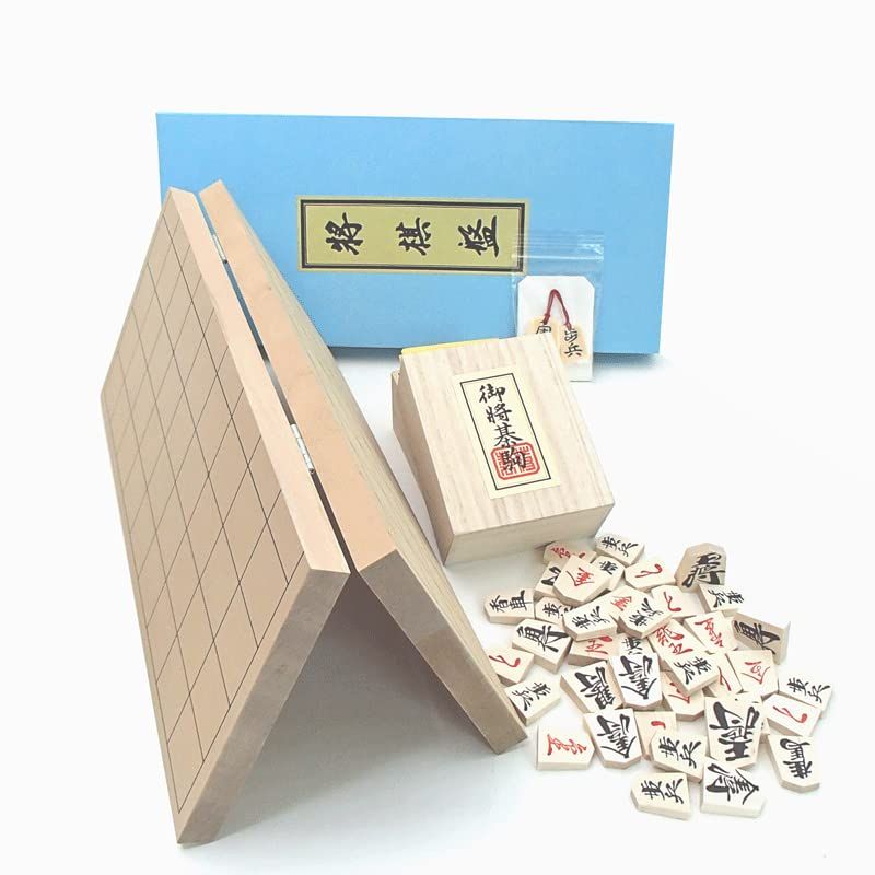 新品 手軽な木駒とのスタンダードな厚みの折将棋盤セット!　将棋セット　新桂6号折将棋盤セット(木製将棋駒樺材優良押し)