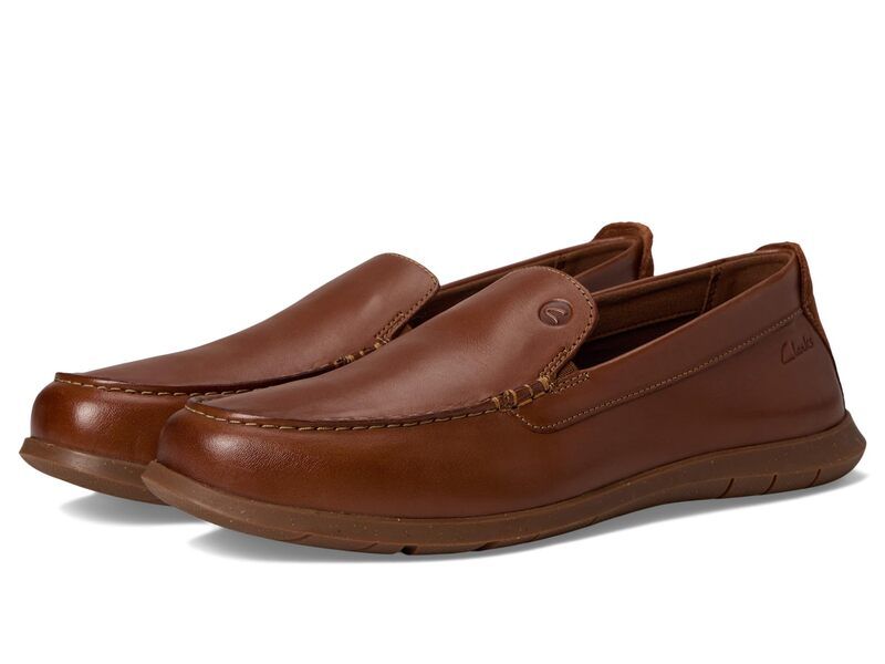 クラークス メンズ シューズ スリッポン・ローファー Clarks Flexway Step Tan タン