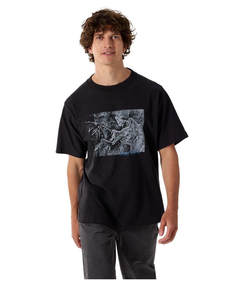 アークテリクス メンズ トップス シャツ コットン グラフィック Arcteryx Kragg Cotton Lithographica Short Sleeve Black ブラック