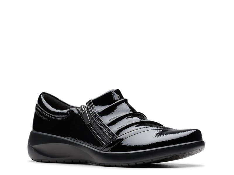 クラークス レディース シューズ スリッポン・ローファー Clarks Kaetlyn SlipOn Black Crinkle Synthetic ブラック