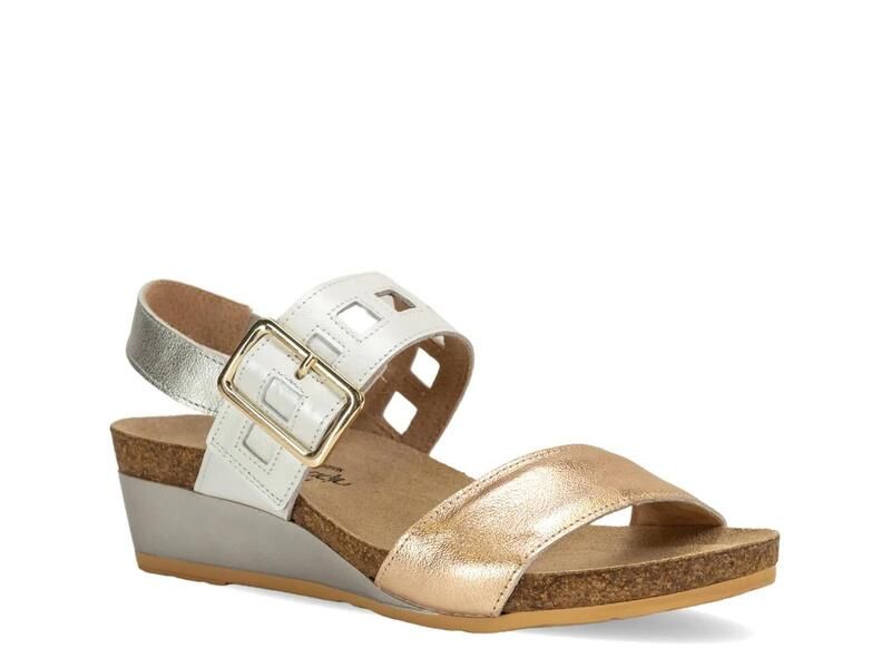 ナオト レディース シューズ サンダル Naot Dynasty Wedge Sandal Rose Gold Metallic Leather ゴールド