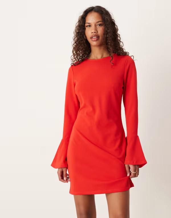 ヴィラ レディース トップス ワンピース ミニワンピース ミニ サテン Vila satin fluted sleeve mini dress Racing red レッド