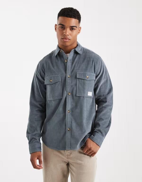 エイソス メンズ トップス シャツ ASOS DESIGN cord overshirt with badge Dusty blue ブルー 13,831円