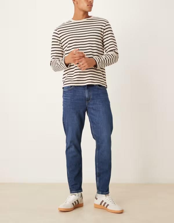 マンゴ メンズ ボトムス デニムパンツ ジーンズ Mango tapered jeans in dark Dark blue ブルー
