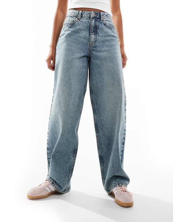 ミスセルフフリッジ レディース ボトムス デニムパンツ ジーンズ Miss Selfridge baggy jeans in mid blue wash Mid blue wash ブルー