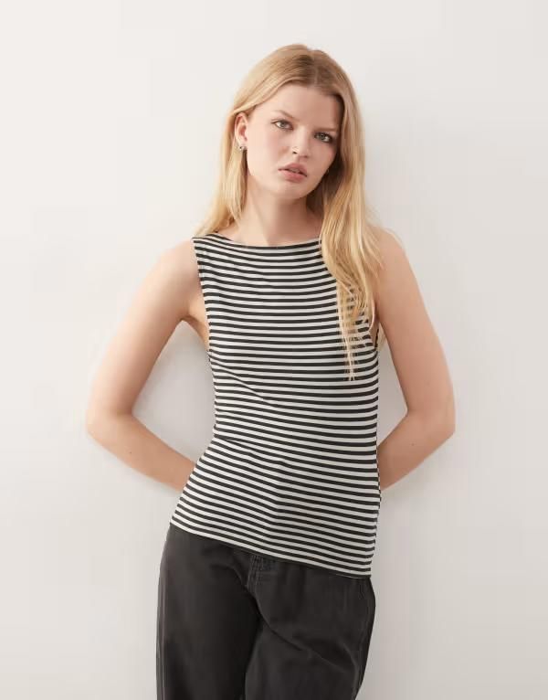 ウィークデイ レディース トップス Tシャツ ノースリーブ Weekday Annie soft boat neck sleeveless top stripes exclusive to ASOS Gray Black ブラック