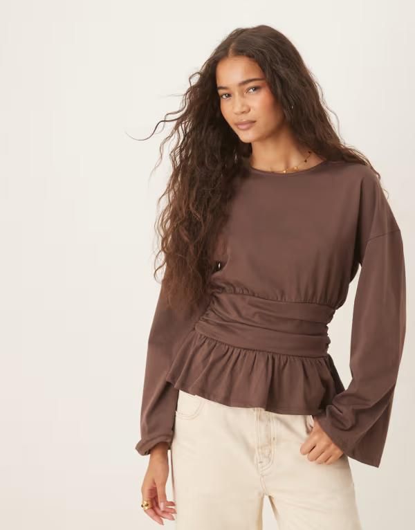 エイソス レディース トップス Tシャツ ASOS DESIGN long sleeve peplum Tshirt Chocolate チョコレート