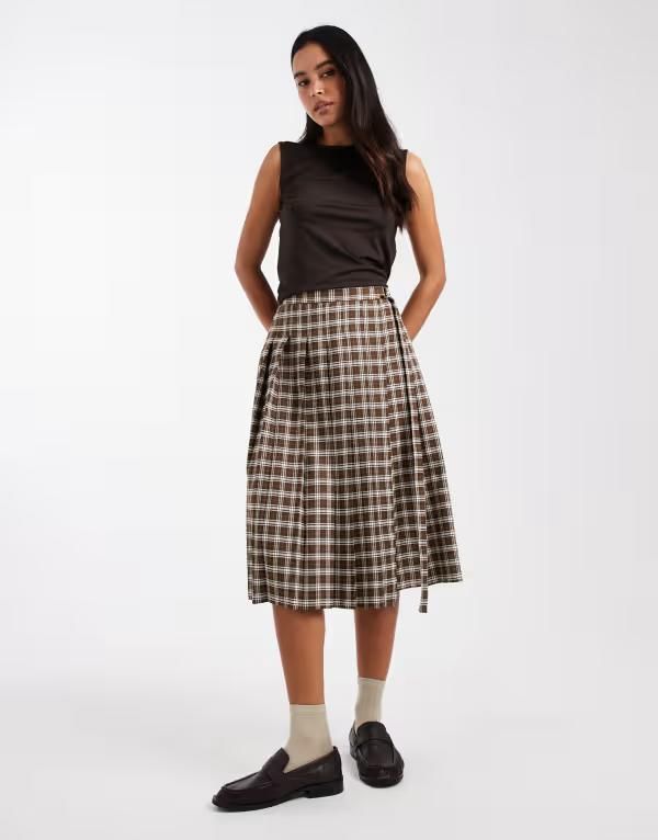 ミスセルフフリッジ レディース ボトムスカート プリーツ ミディ Misselfridge tailored pleated midi skirt in check PLAID チェック