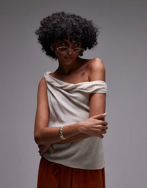 トップショップ レディース トップス タンクトップ Topshop twist off the shoulder top inatural NATURAL