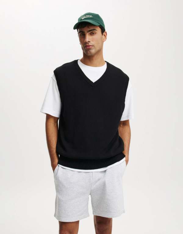 コットンオン メンズ ボトムス ハーフパンツ・ショーツ ショートパンツ コットン フリース CottonOn Cotton On cotton everyday fleece shorts in heather Gray Marle グレー