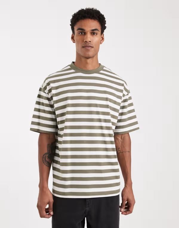 エイソス メンズ トップス Tシャツ ASOS DESIGN oversized Tshirt in olive and ecru stripe Khaki stripe カーキ