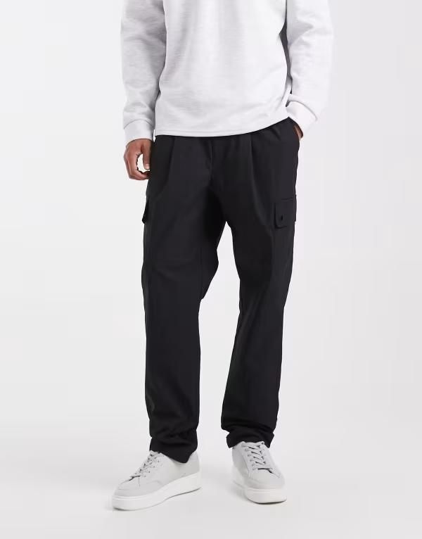 エイソス メンズ ボトムス カジュアルパンツ カーゴパンツ パンツ ASOS DESIGN tapered cargo pants Black ブラック