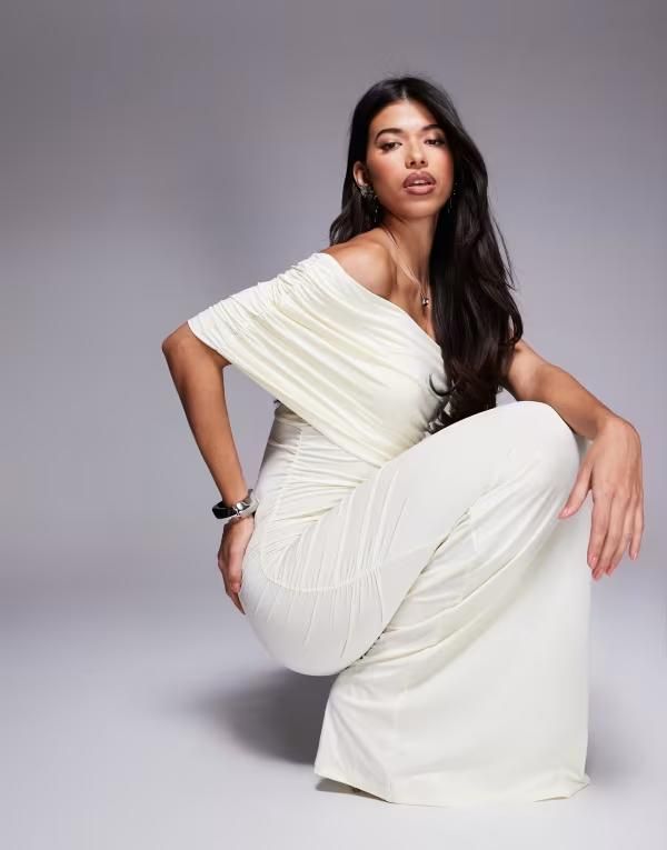 エイソス レディース トップス ワンピース マキシワンピース ギャザー メッシュ マキシ ASOS DESIGN one shoulder ruched mesh maxi dress in buttermilk Buttermilk