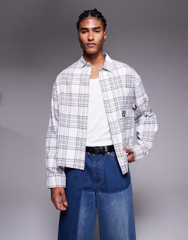 エイソス メンズ トップス シャツ ASOS DESIGN boxy oversized flannel plaid shirt WHITE ホワイト