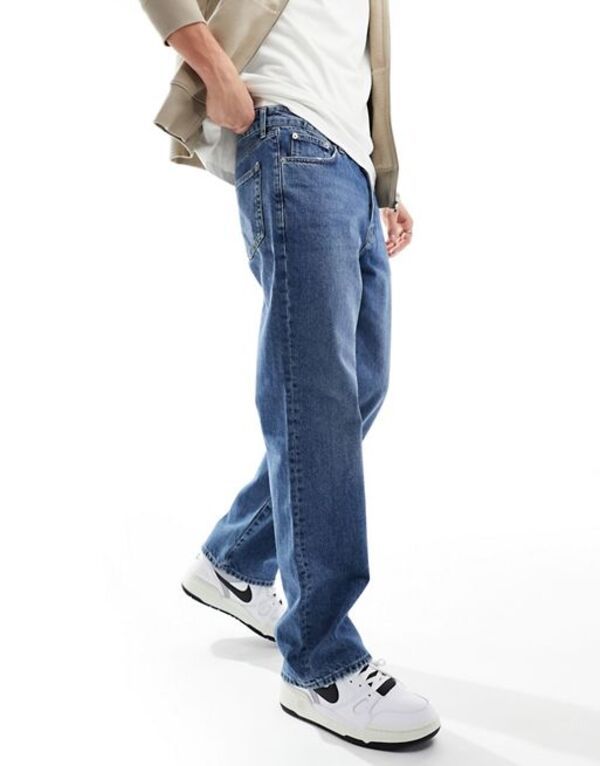 オンリーアンドサンズ メンズ ボトムス デニムパンツ ジーンズ ONLY SONS Fade loose fit jeans in mid wash Medium blue denim デニム